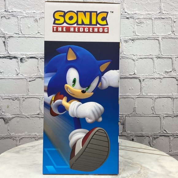 SEGA Sonic The Hedgehog Gaming Combo Set Incudes Blue Inflatable Chair & Headset - Picture 3 of 8